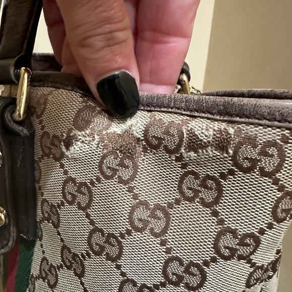 Gucci Sherri Line GG Padlock Tote with Charms - Picture 5 of 16